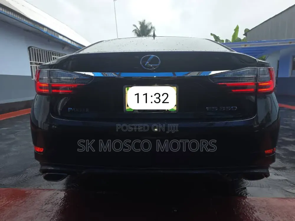 Lexus ES 2016 Black