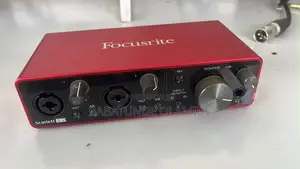 Focusrite Scarlett 2i2 Studio Bundle 4th Gen
