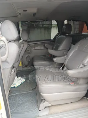 Toyota Sienna XLE 2005 White