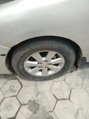 Toyota Corolla 2011 Silver