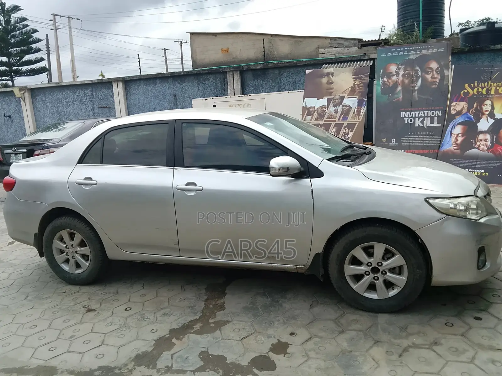 Toyota Corolla 2011 Silver