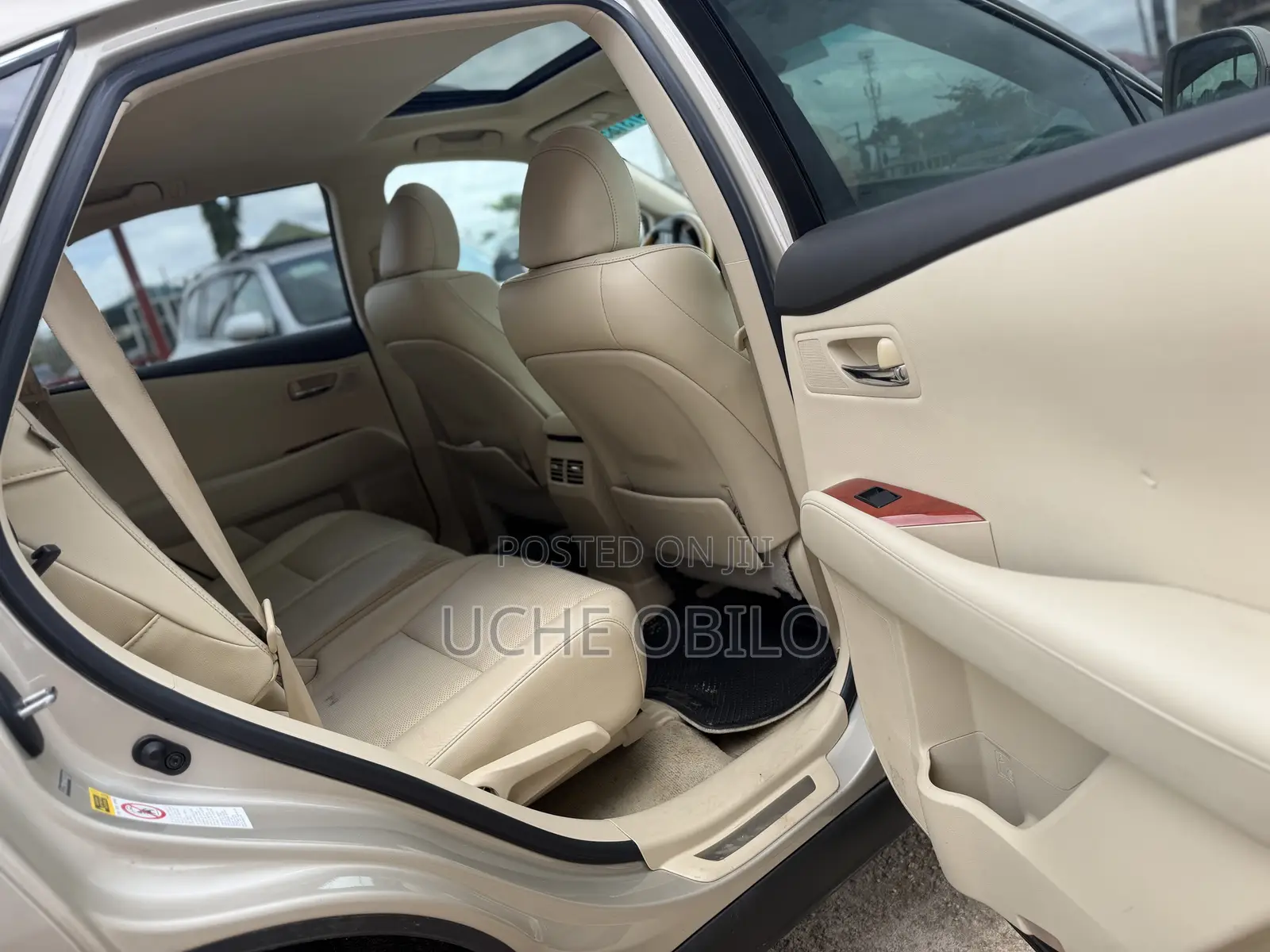 Lexus RX 350 2011 Gold
