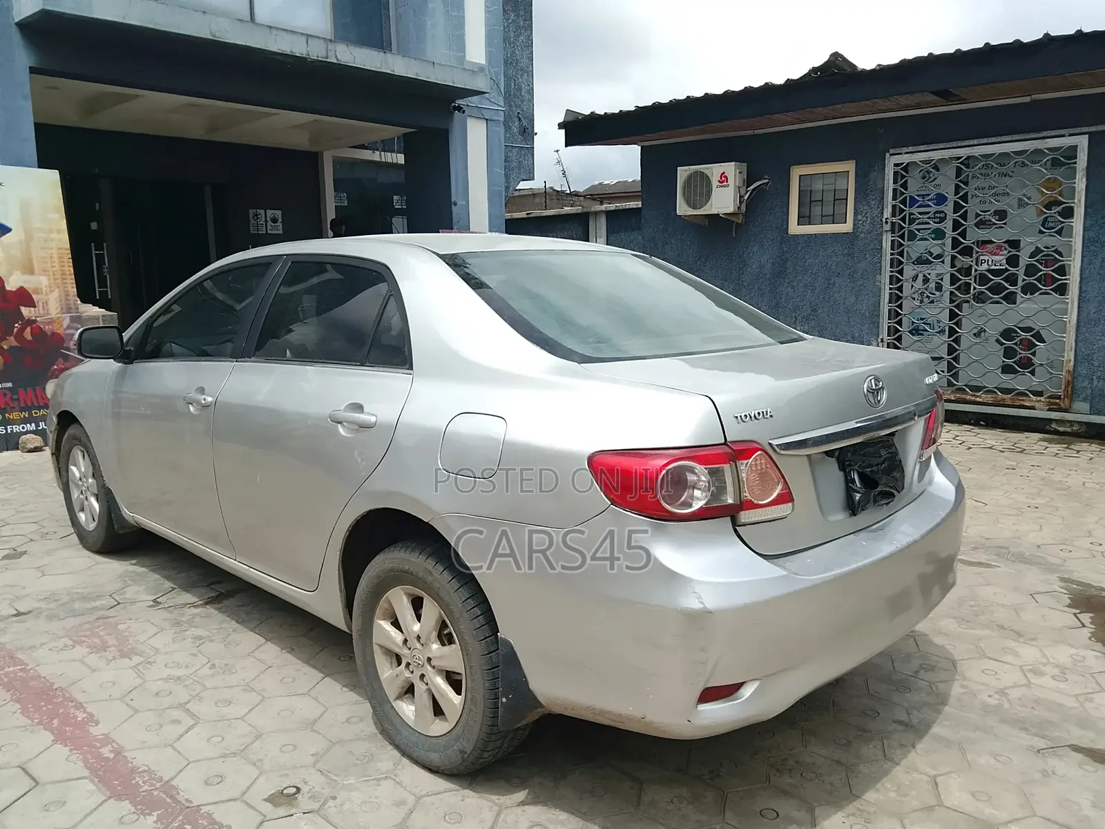 Toyota Corolla 2011 Silver