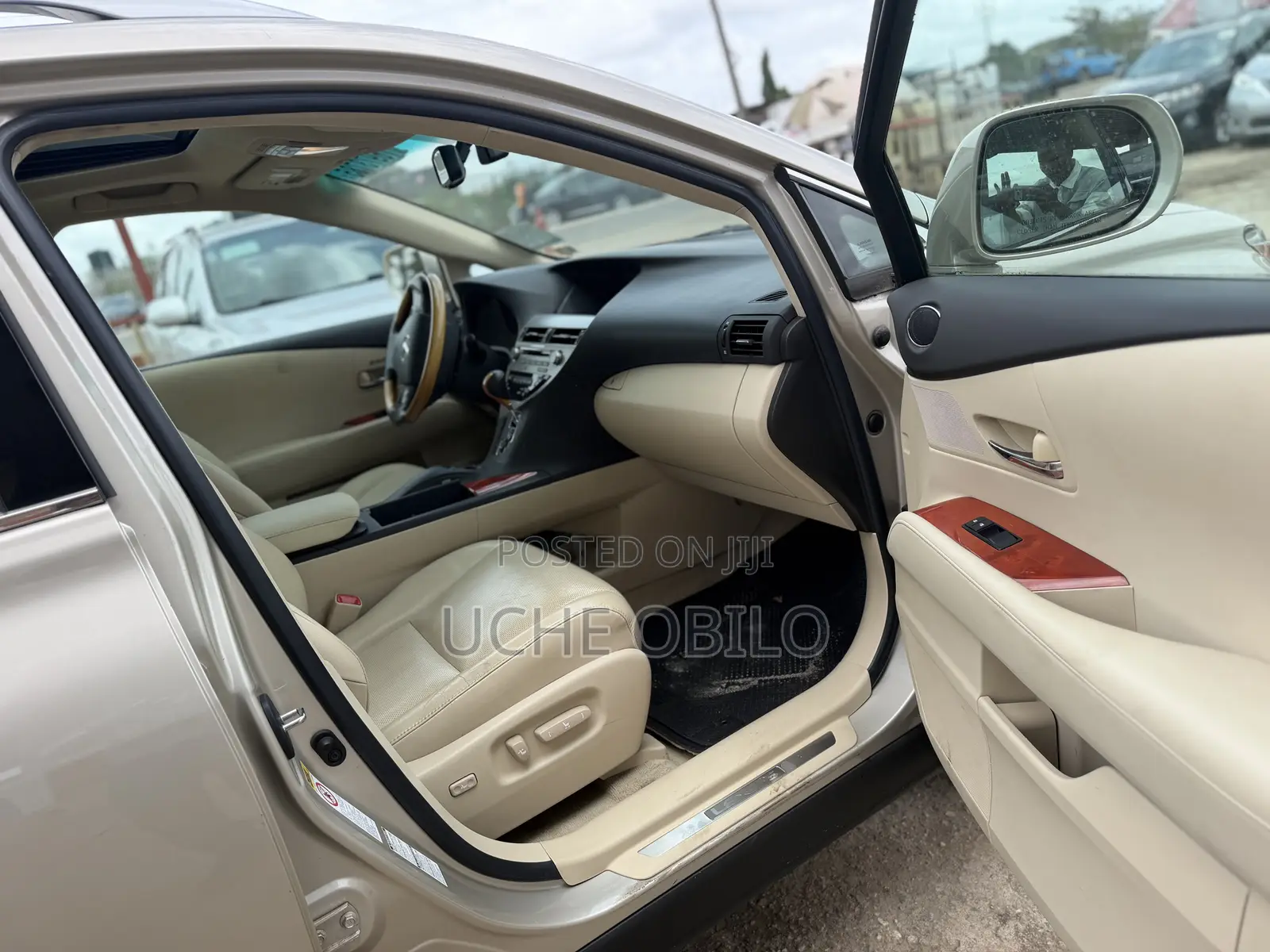 Lexus RX 350 2011 Gold