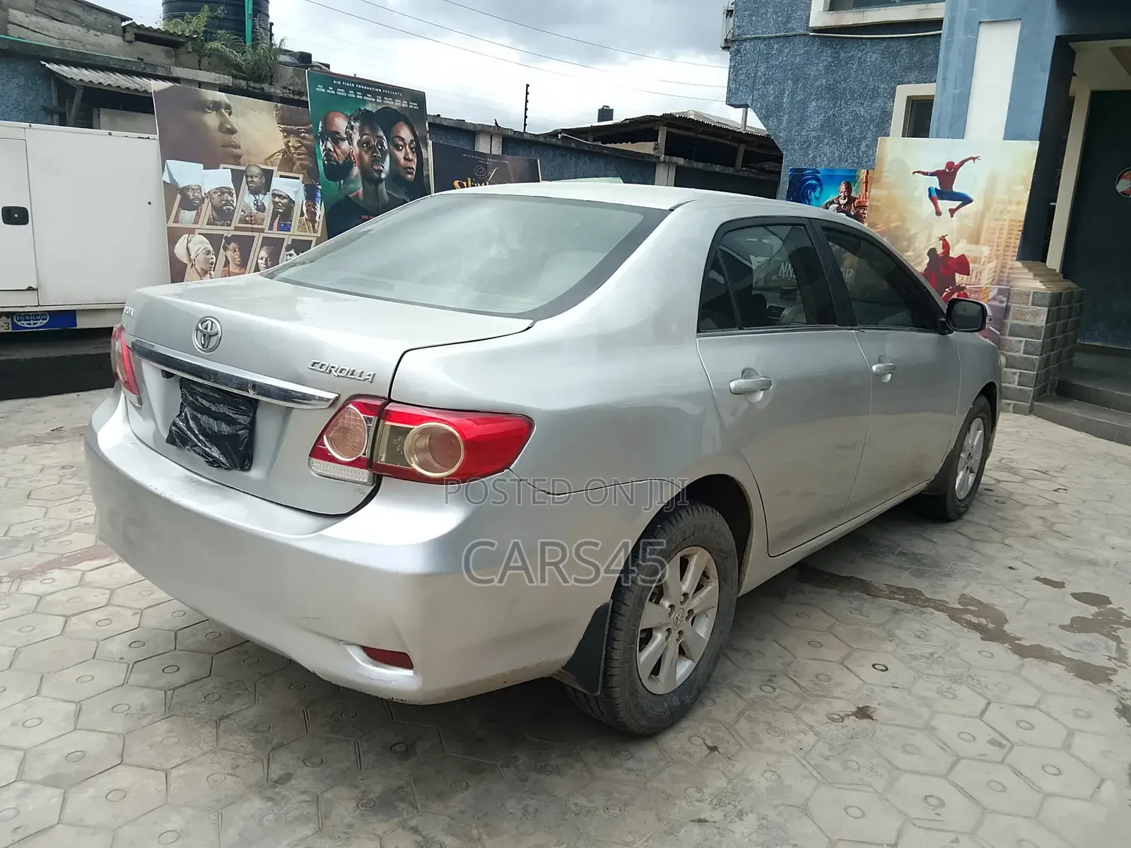 Toyota Corolla 2011 Silver