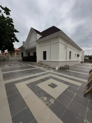 4bdrm Bungalow in Sunnyvale Estate, Lokogoma for sale