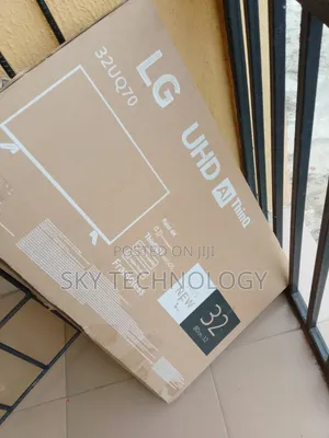 LG 32" Smart TV – Affordable Clean
