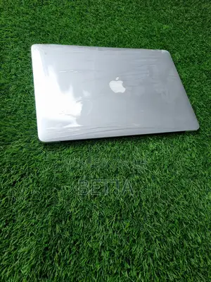 Laptop Apple MacBook 2012 8GB Intel Core i5 SSHD (Hybrid) 128GB