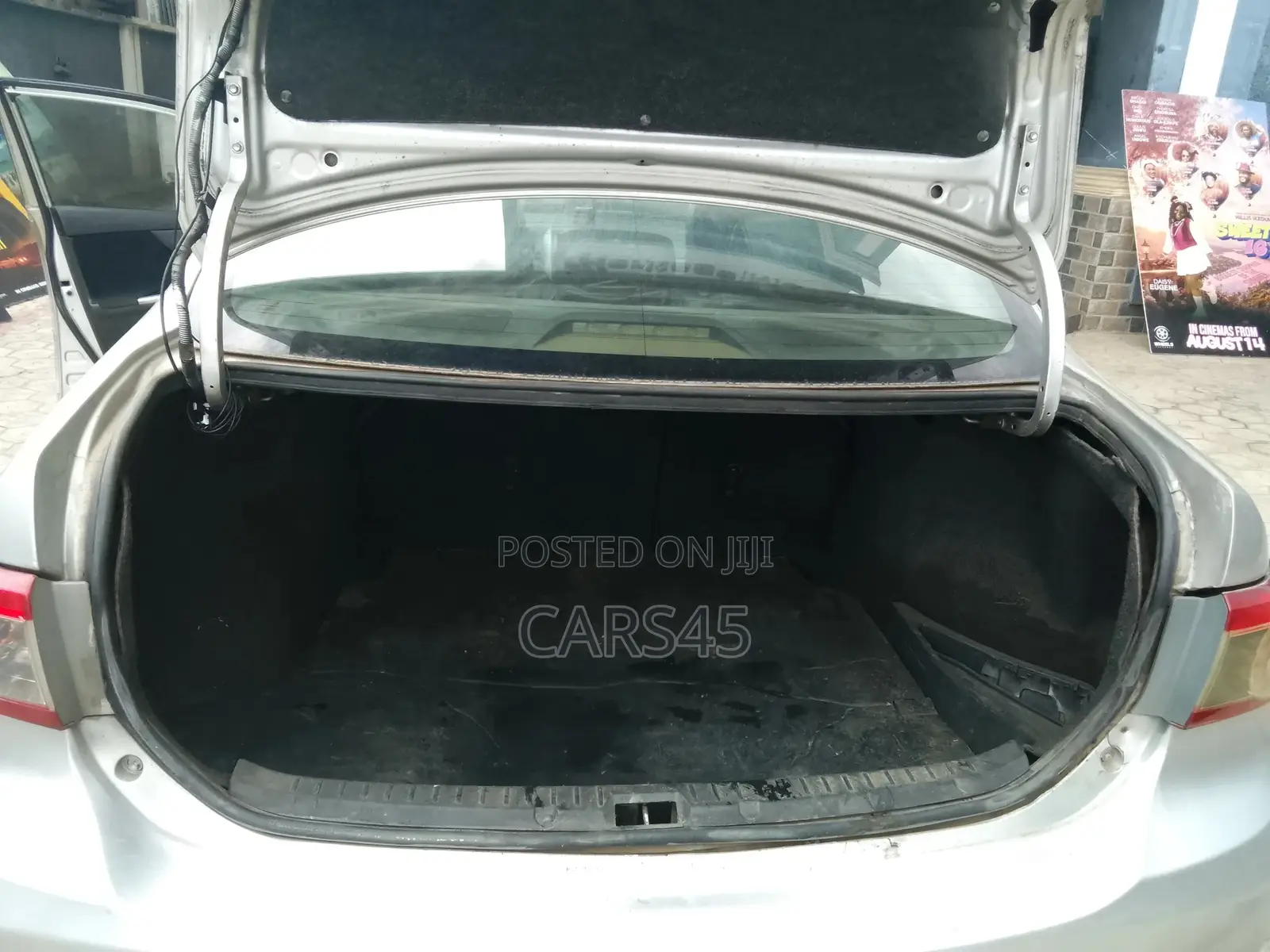 Toyota Corolla 2011 Silver