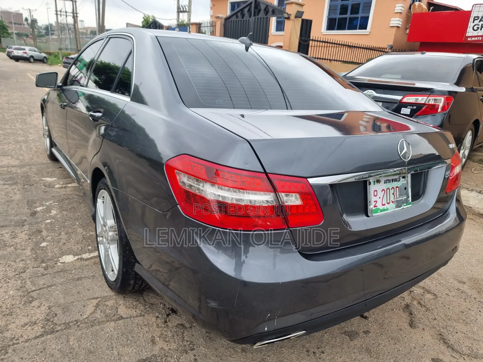 Mercedes-Benz E350 2011 Gray