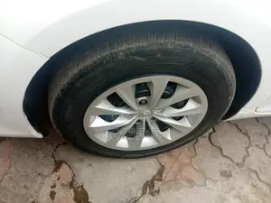 Toyota Camry 2016 White