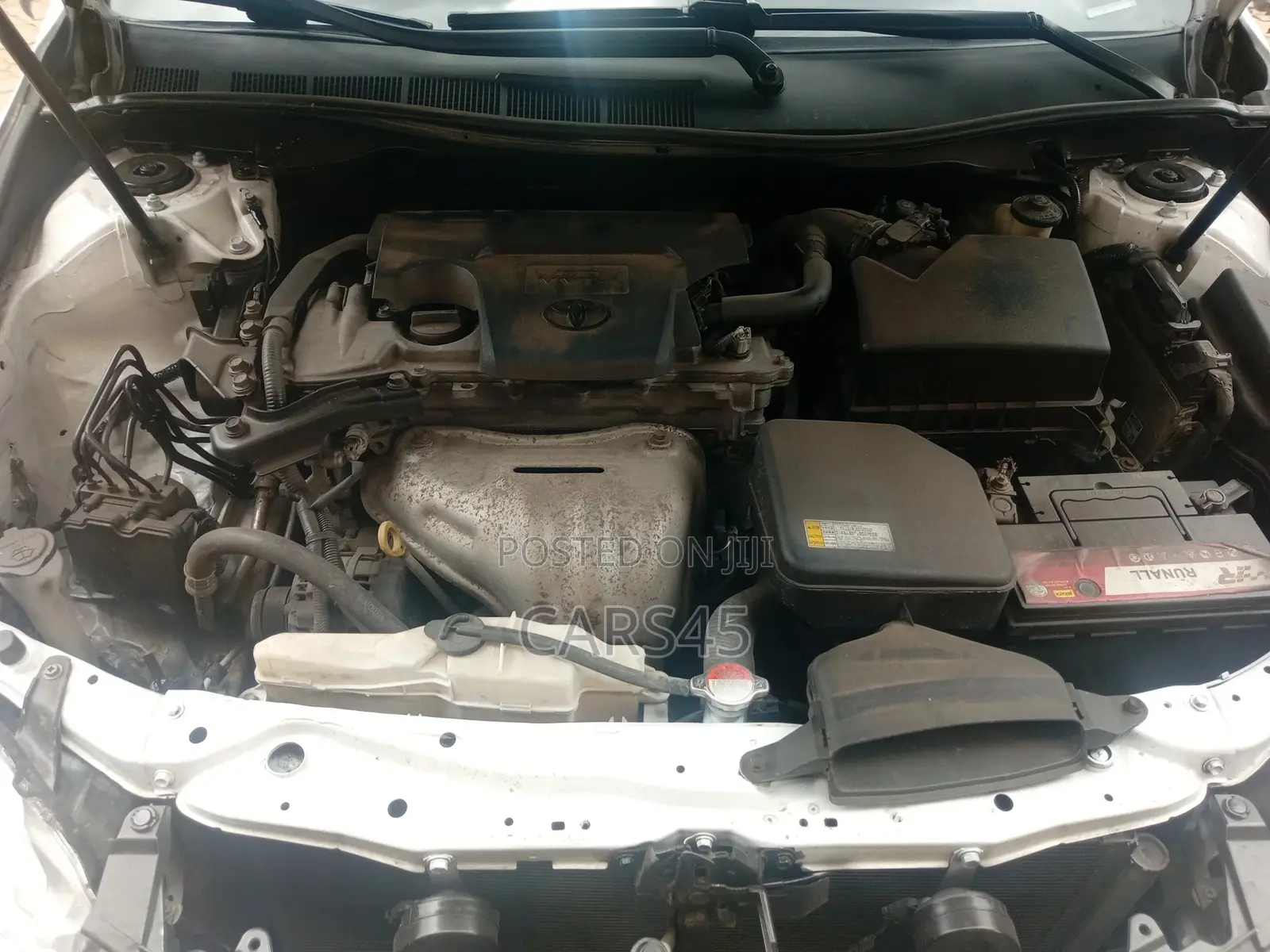 Toyota Camry 2016 White