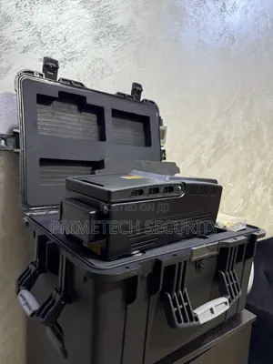 Explosives and Narcostics Detector