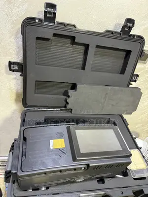 Explosives and Narcostics Detector