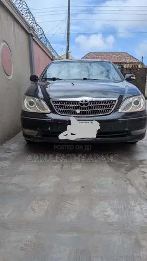 Toyota Camry LE 4dr Sedan (2.4L 4cyl 5A) 2005 Black