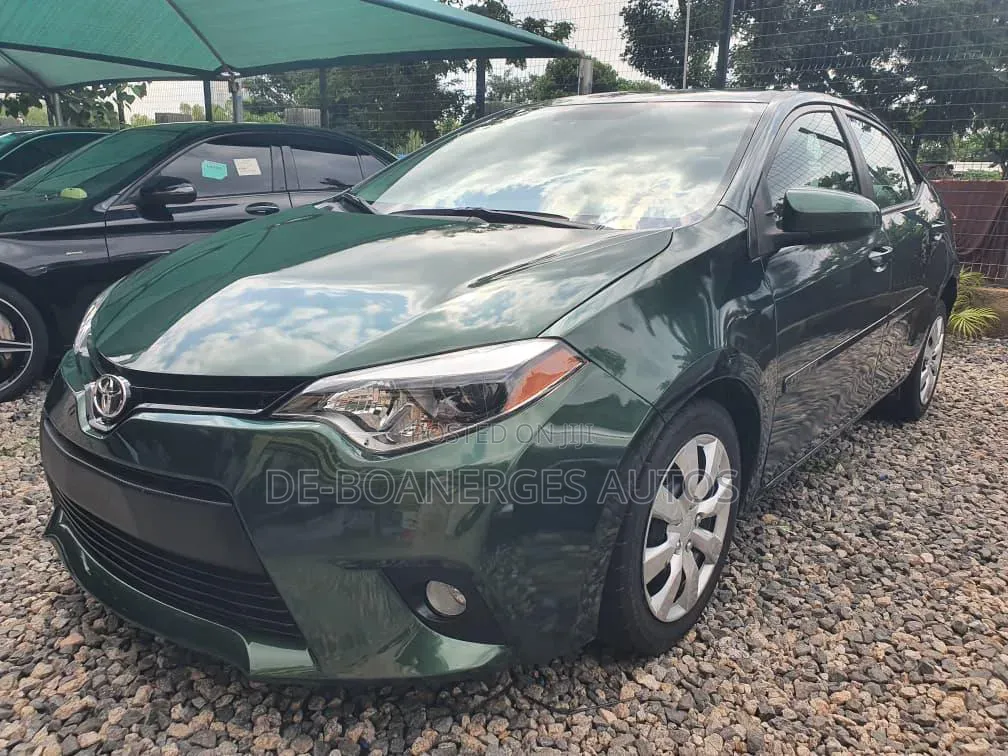 Toyota Corolla 2015 Green