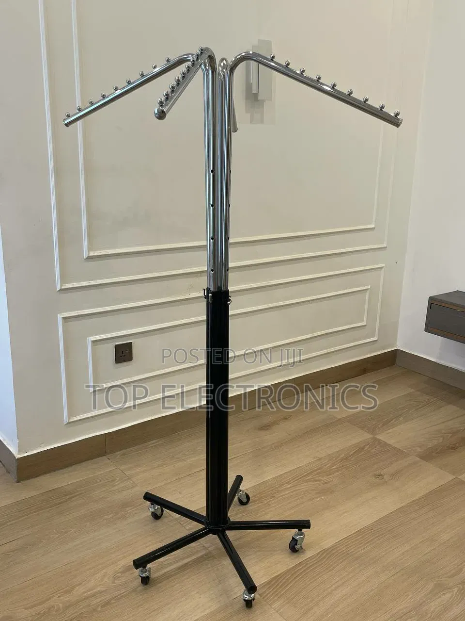 High Quality Clothing Racks