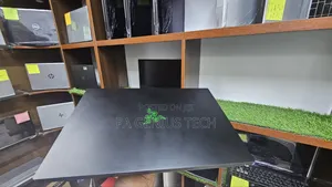 Laptop Razer Blade Advanced 32GB Intel Core i7 SSD 1T