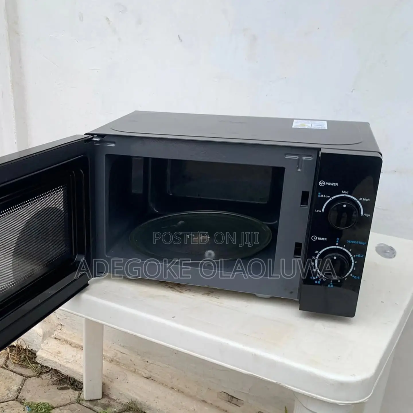 Scanfrost Microwave Oven 20L 700W