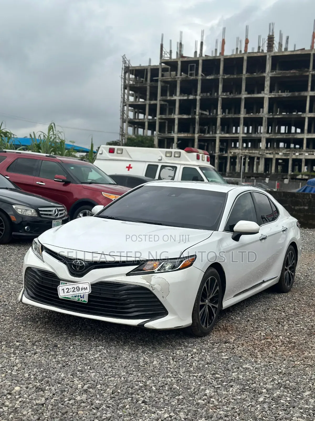Toyota Camry 2019 White