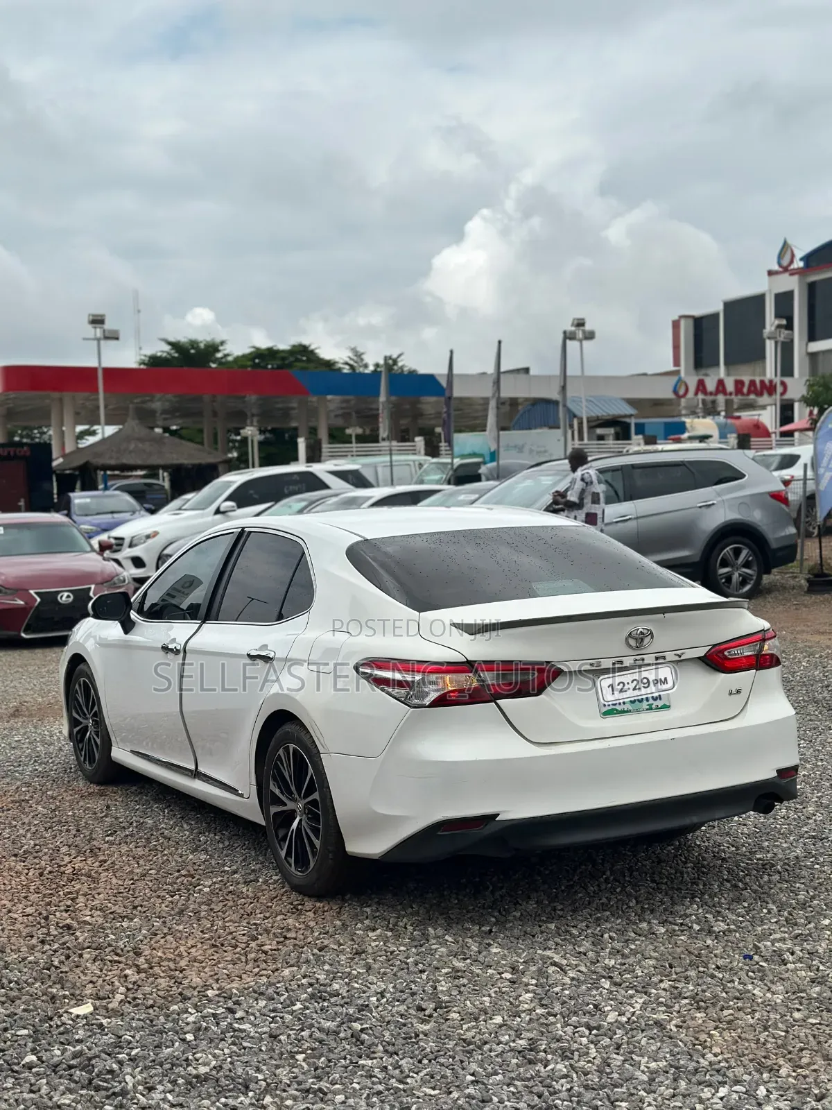 Toyota Camry 2019 White