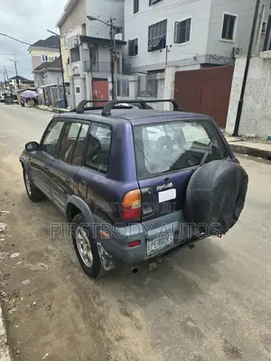 Toyota RAV4 2001 Blue