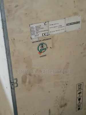 Vectronic 30kva 3phase Internal Battery Online Ups