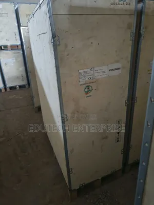 Vectronic 30kva 3phase Internal Battery Online Ups