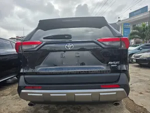 Toyota RAV4 Limited AWD 2023 Black