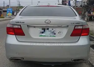 Lexus LS 2007 Silver