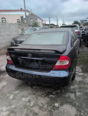 Toyota Camry SE V6 4dr Sedan (3.3L 6cyl 5A) 2004 Blue