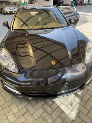 Porsche Panamera 2012 Black
