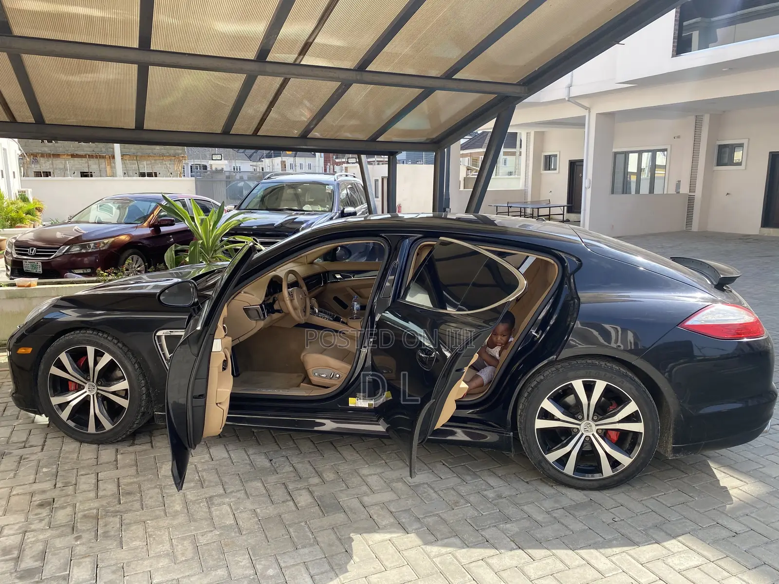 Porsche Panamera 2012 Black