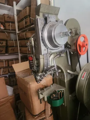 Industrial Reviting Machine