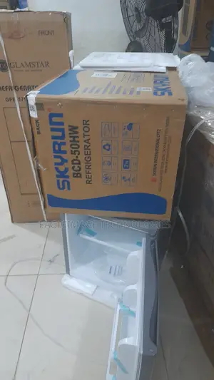 Skyrun BCD-50HW Refrigerator | Ideal Compact Appliance for Apartments