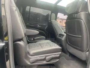 Cadillac Escalade 2022 Black