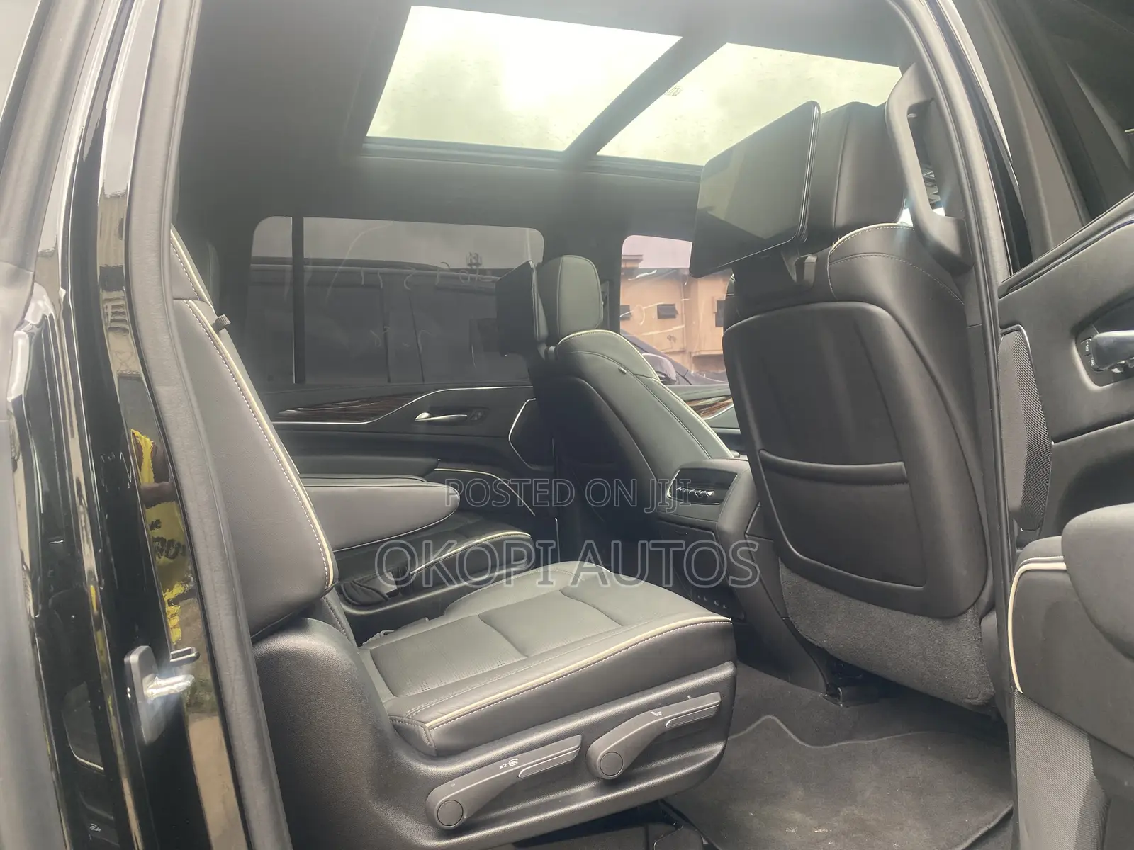 Cadillac Escalade 2022 Black