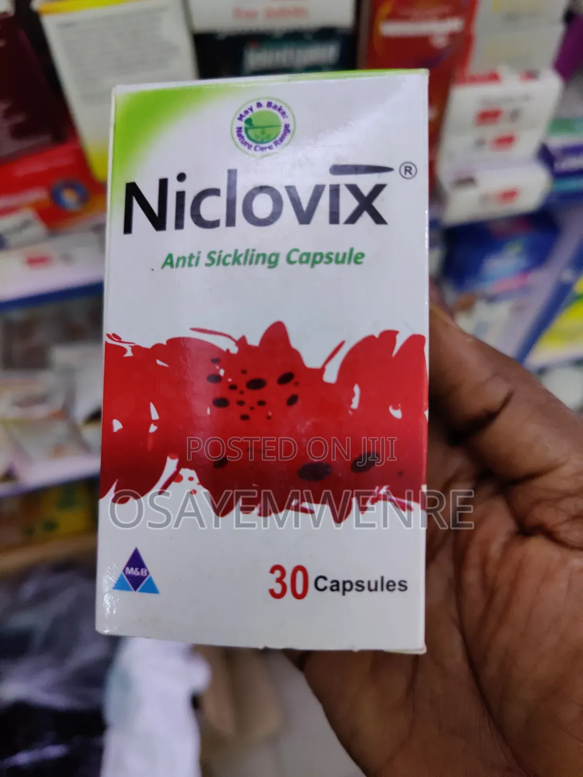Niclovix Capsules