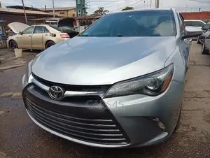 Toyota Camry 2015 Silver
