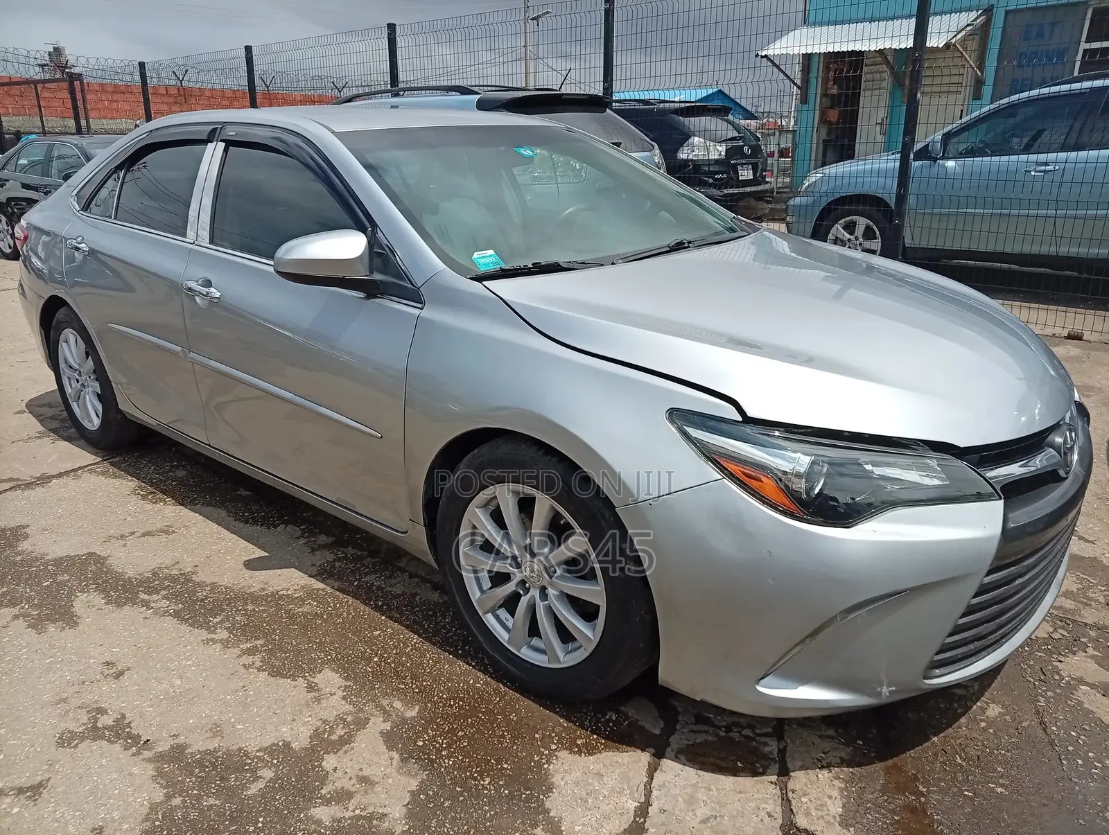 Toyota Camry 2015 Silver