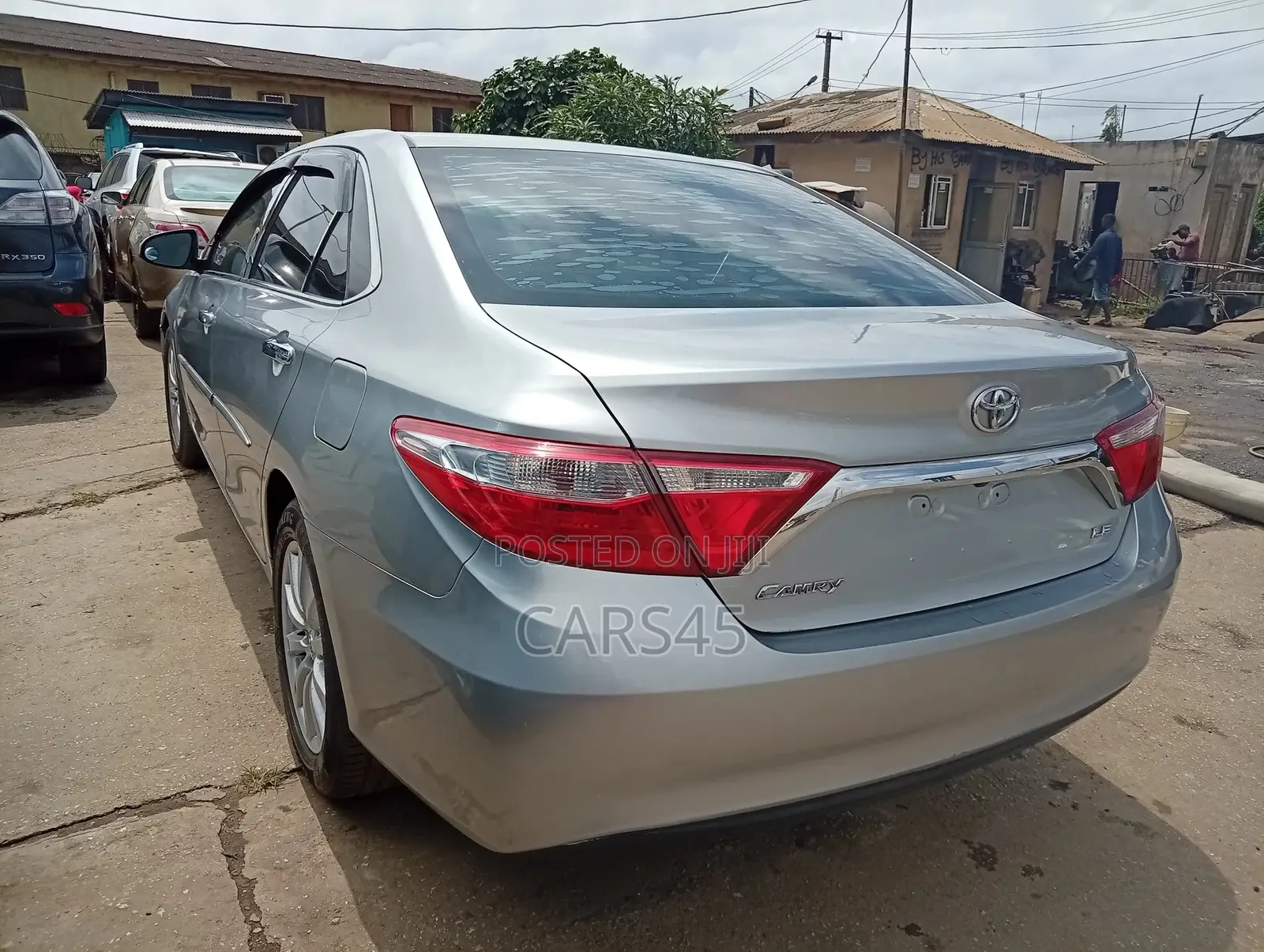 Toyota Camry 2015 Silver