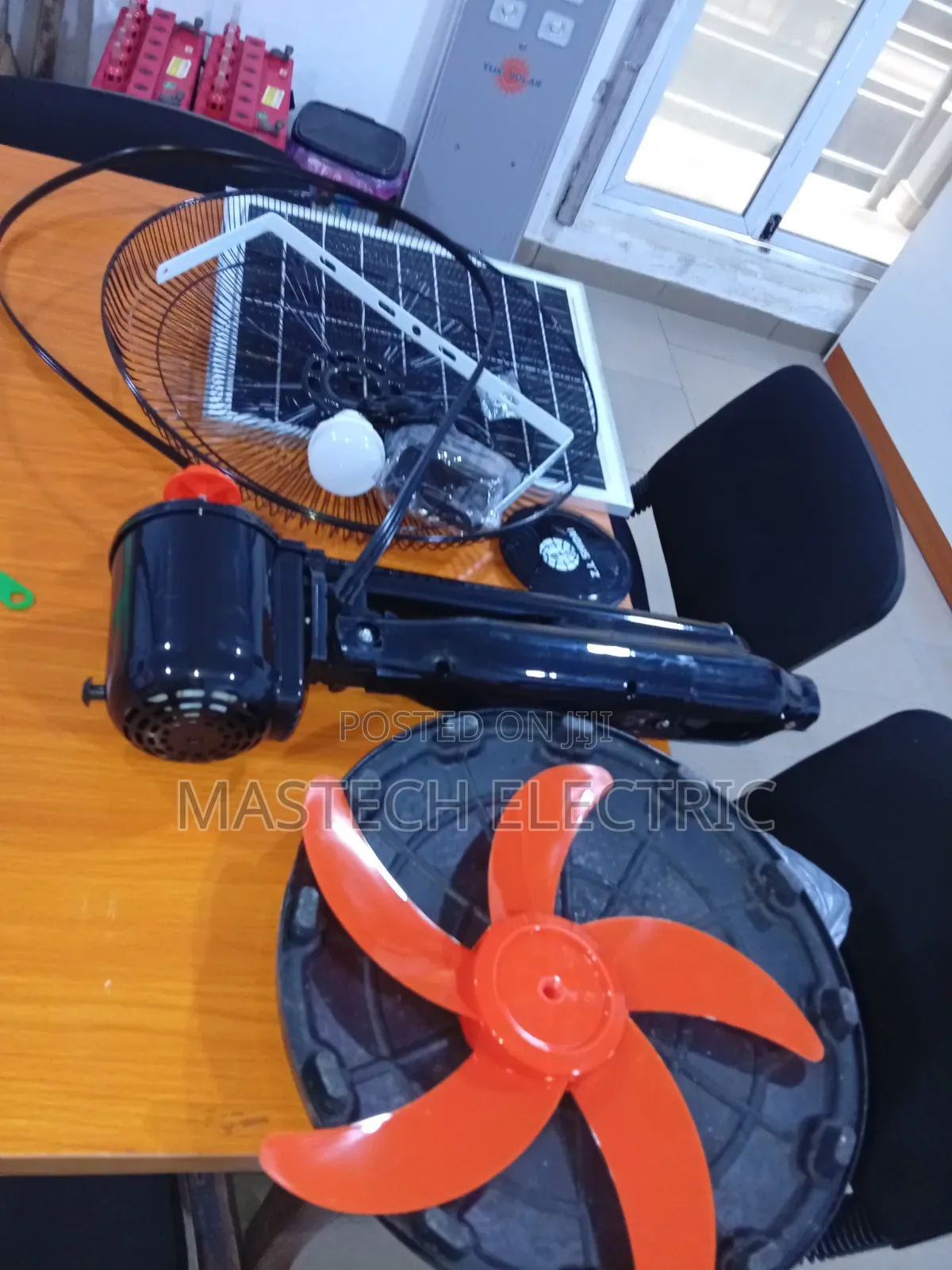 Solar Rechargeable Fan