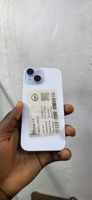 Apple iPhone 15 256 GB White