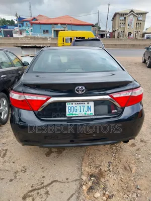 Toyota Camry SE 4dr Sedan (2.5L 4cyl 6A) 2015 Black