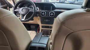 Mercedes-Benz GLK-Class 350 4MATIC 2013 White