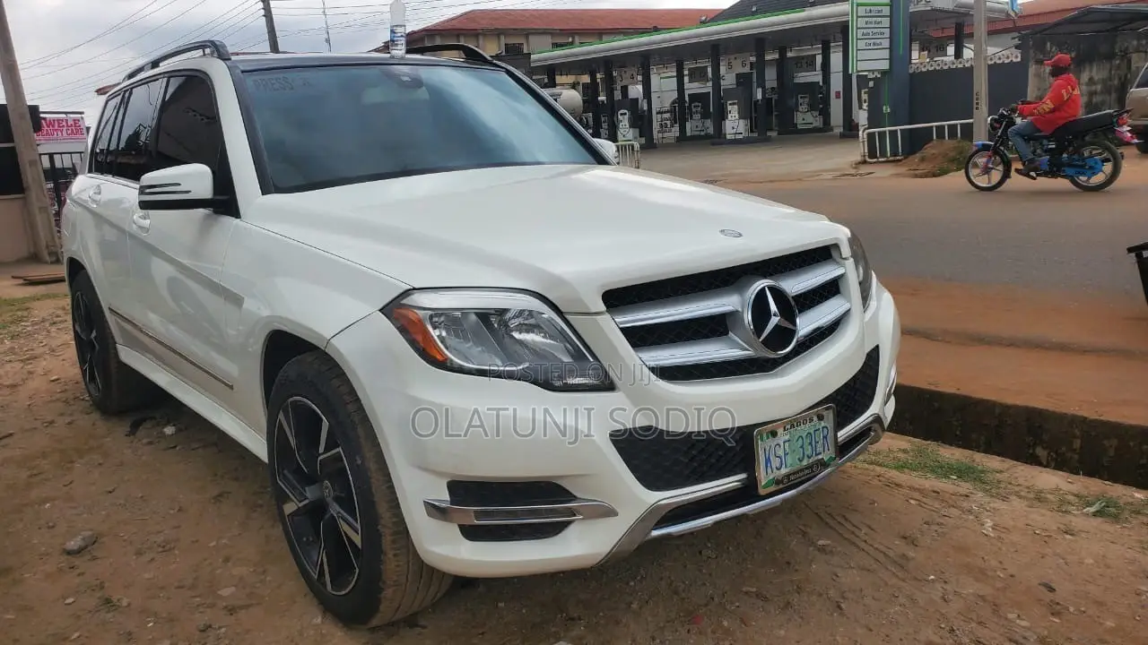 Mercedes-Benz GLK-Class 350 4MATIC 2013 White