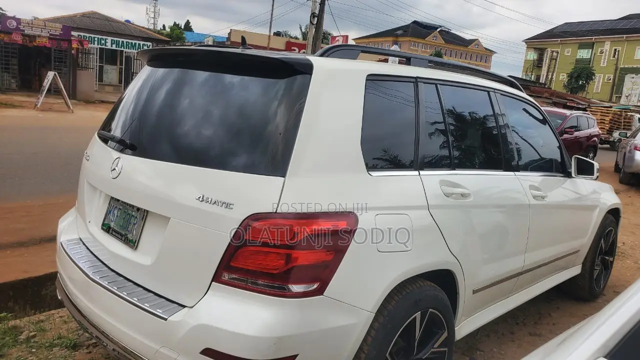 Mercedes-Benz GLK-Class 350 4MATIC 2013 White