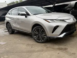 New Toyota Venza 2025 Silver
