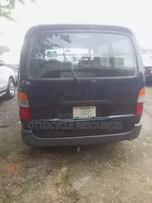 Toyota HiAce 1994 Green