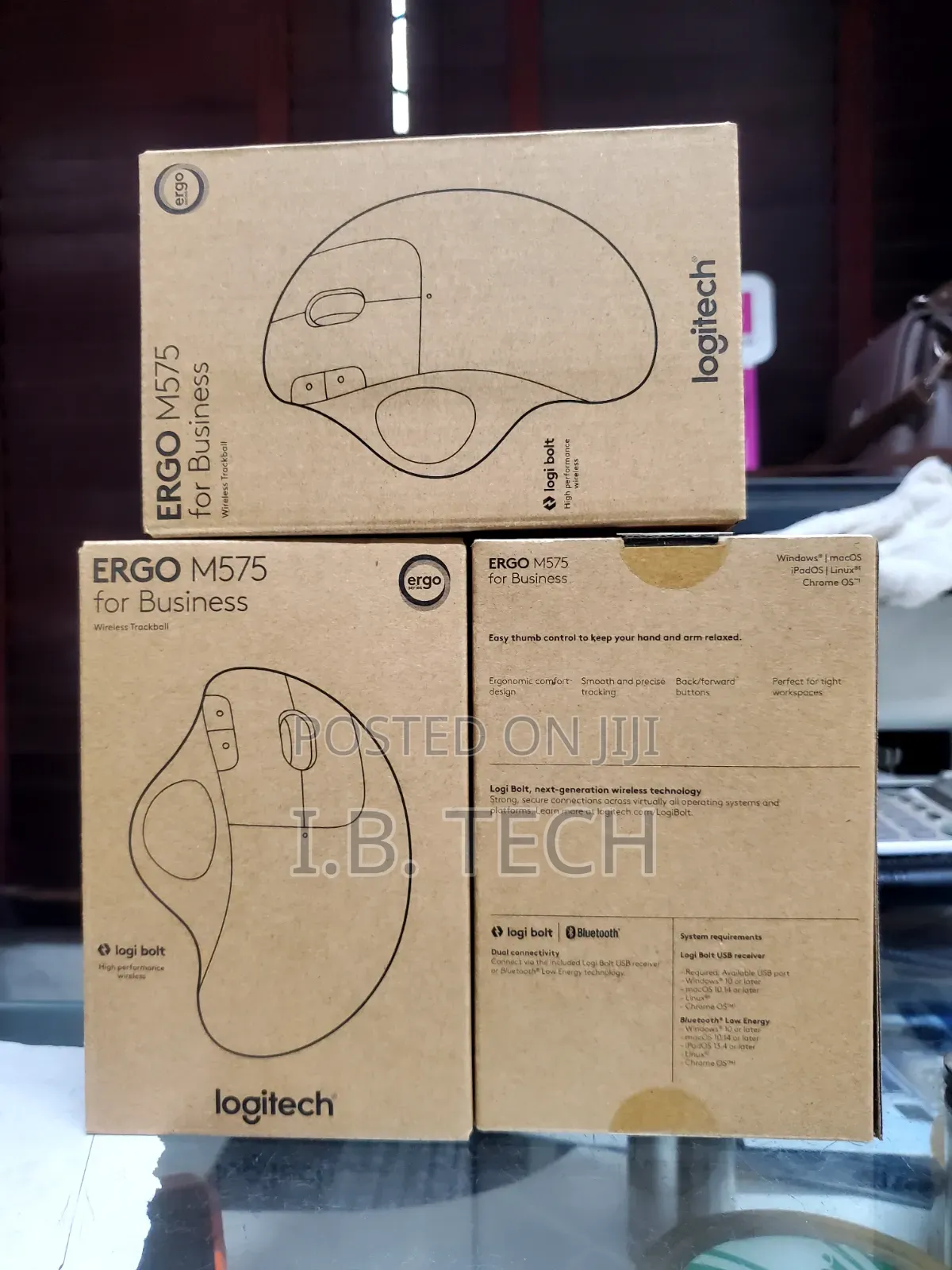 Logitech Ergo M575 Wireless / Bluetooth Trackball Mouse for Business